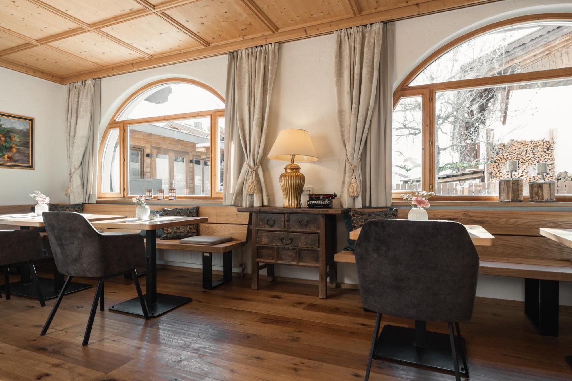 Jochum Hotel Garni Fiss Esterno foto